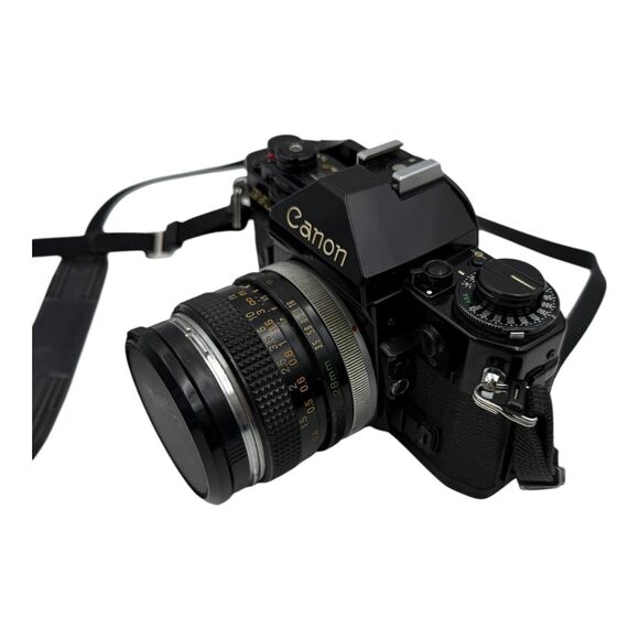 Canon A-1 35mm Film Camera 50mm F1.8 FD & 28mm F3.5 Lens & Flash - Tested - Picture 4 of 12